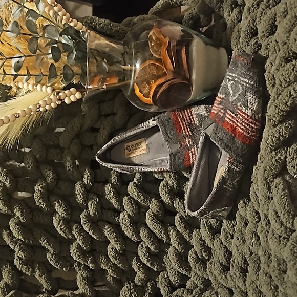 Bobs Aztec flates - Picture 3 of 4